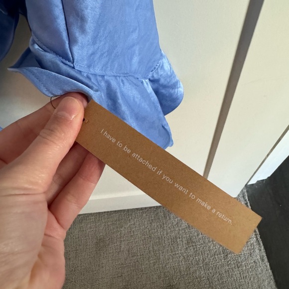 Reformation Kylen Dress in blue - Picture 8 of 10